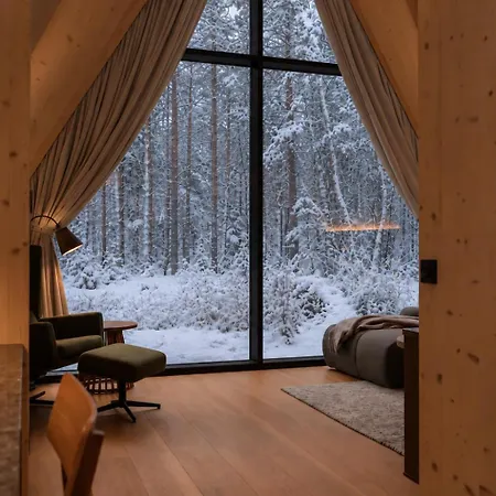 Forest Suites By Holmen Husky-2